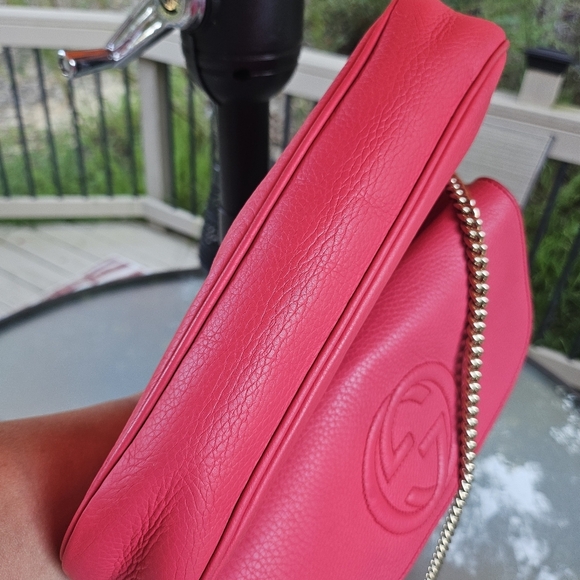 Gucci Soho Chain Crossbody Bag in Rare Hot Pink Leather - Picture 5 of 10